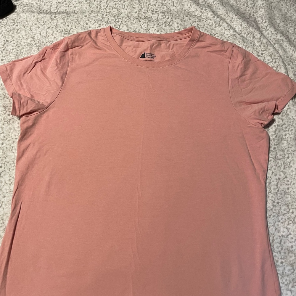 MEC Women's Pink T-Shirt